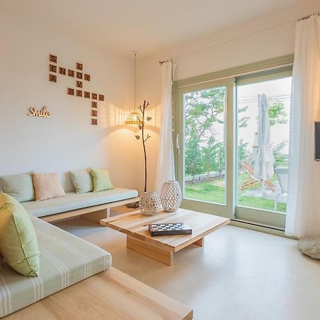 Sea And Sun Luxury Pools' Villas Хорефто Екстер'єр фото