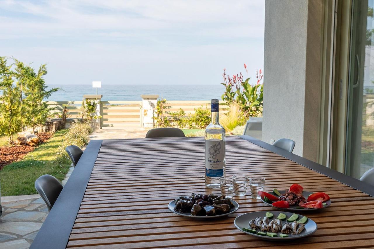 Sea And Sun Luxury Pools' Villas Хорефто Екстер'єр фото
