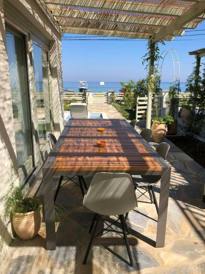 Sea And Sun Luxury Pools' Villas Хорефто Екстер'єр фото